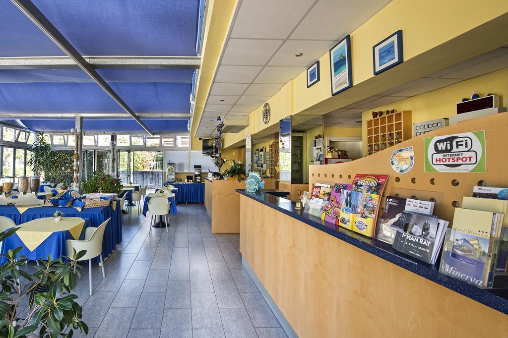 Hotel Minerva Lignano Sabbiadoro Dış mekan fotoğraf